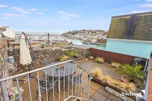 Photo 24- click for photo gallery